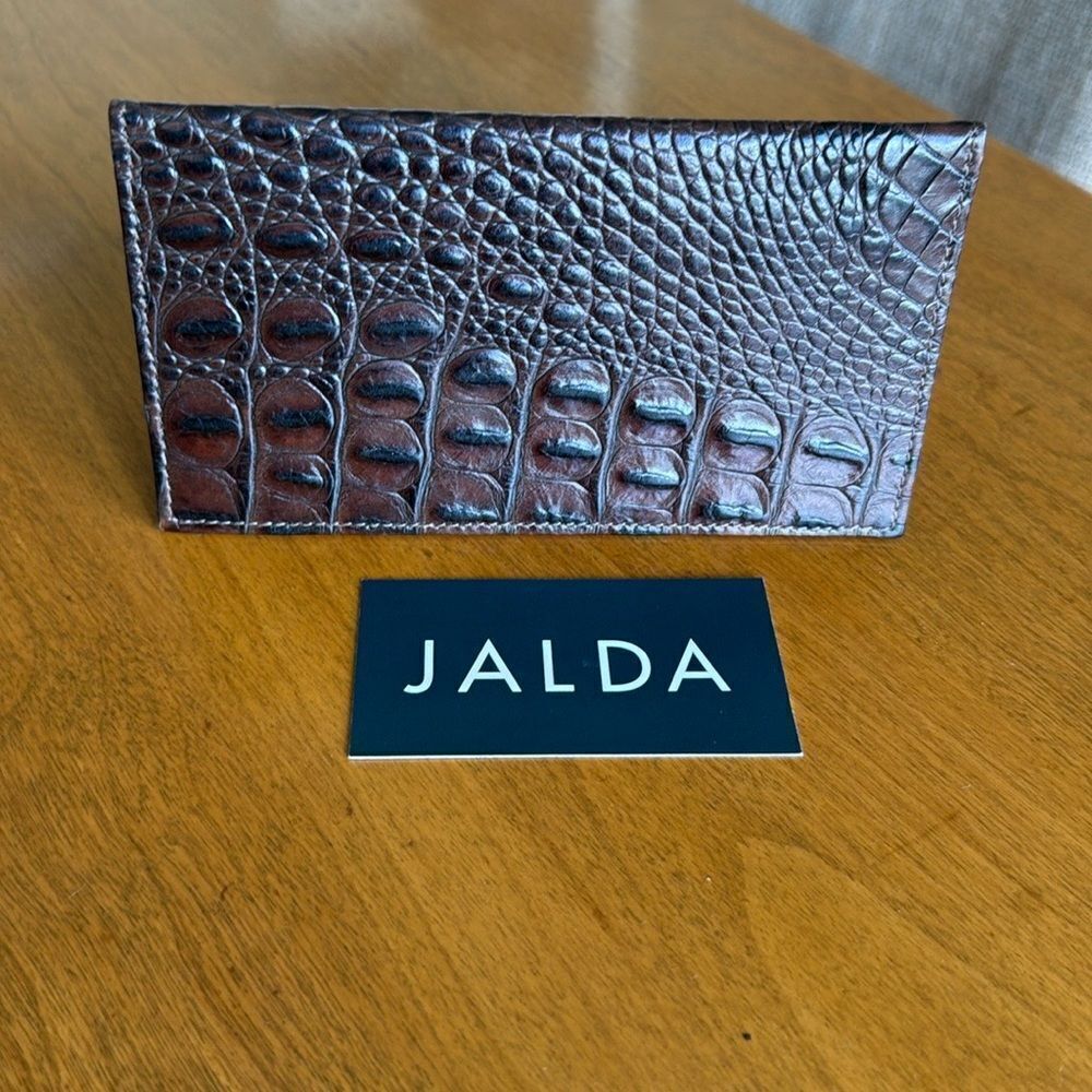 NWOT JALDA checkbook cover